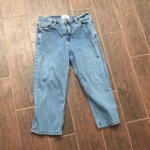 Levi’s High Waisted Capri Jeans